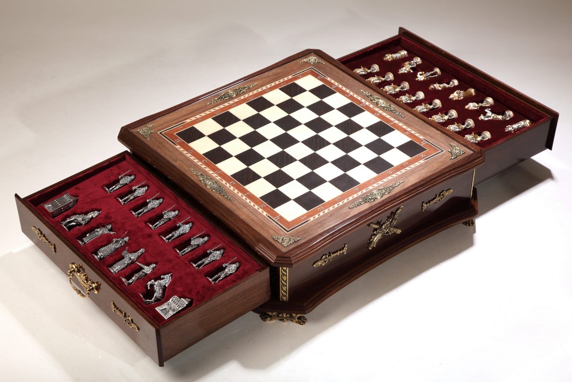 Комплект шахмат «Минин и Пожарский»